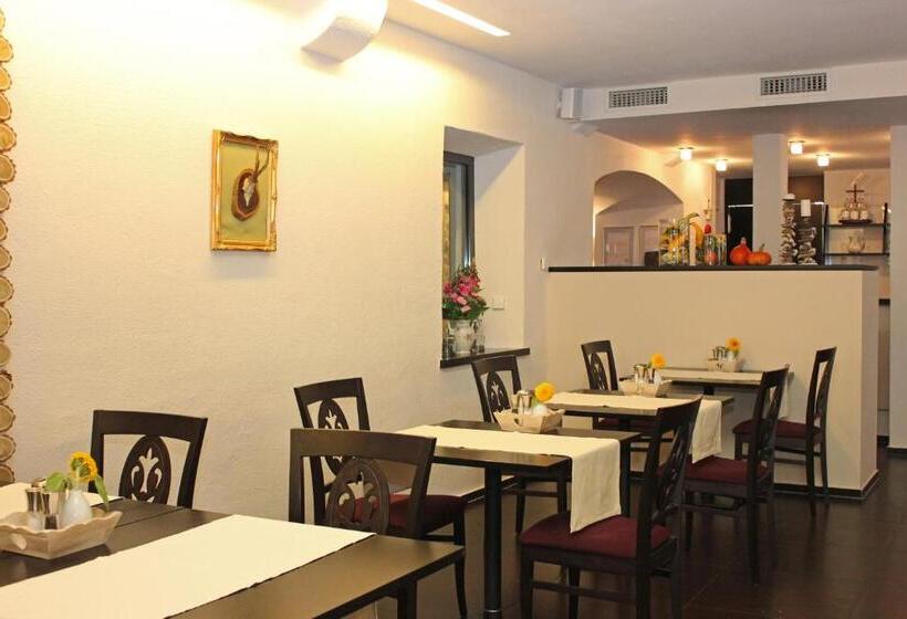 标准间, Ratsstuben