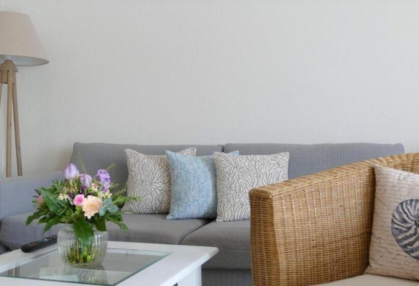 带露台的小型套房, Ratsstuben