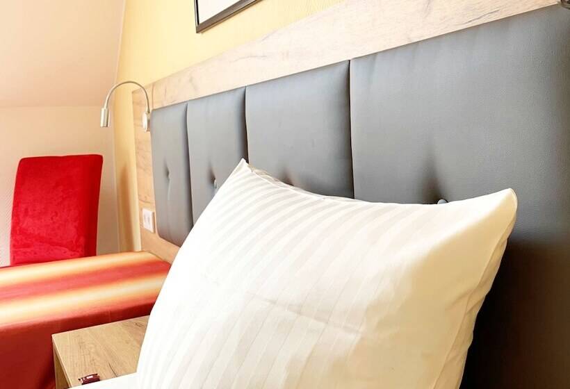 スタンダードルーム, Turm Hotel Hanau