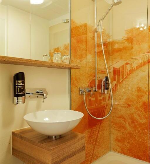 غرفة إقتصادية رباعية, Zur Post