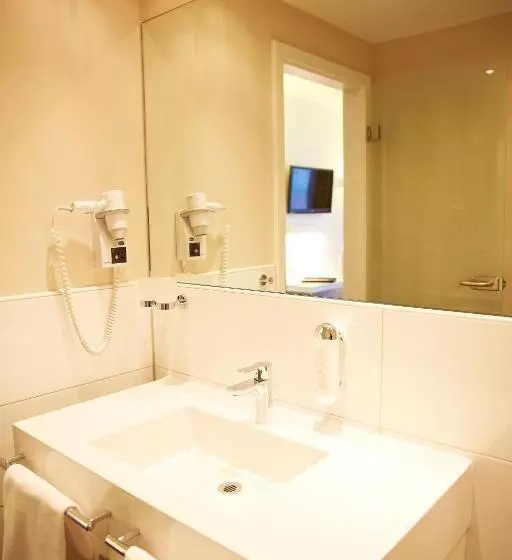 اتاق سوپریور یک تخته, Landhotel Sonne
