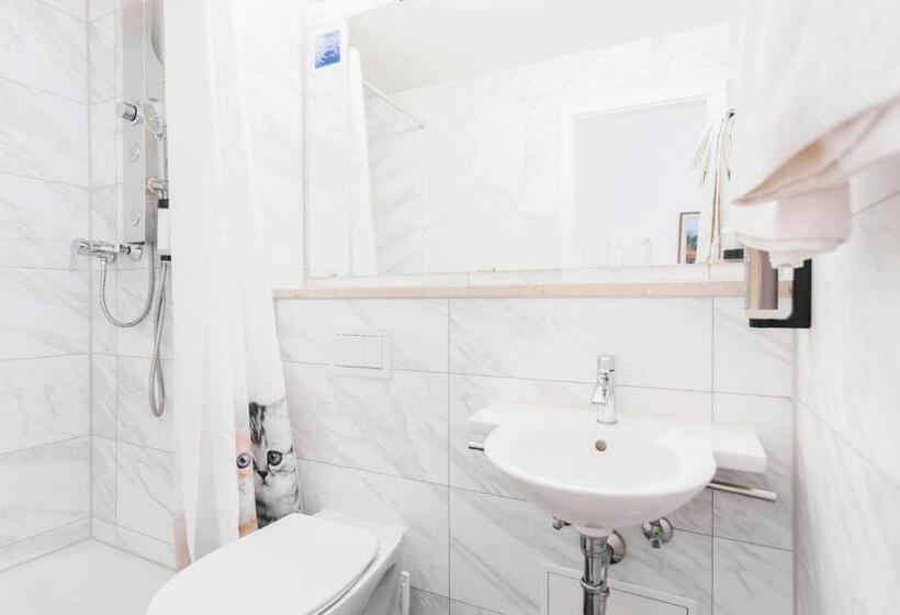 Номер Стандарт, Gasthof Engel