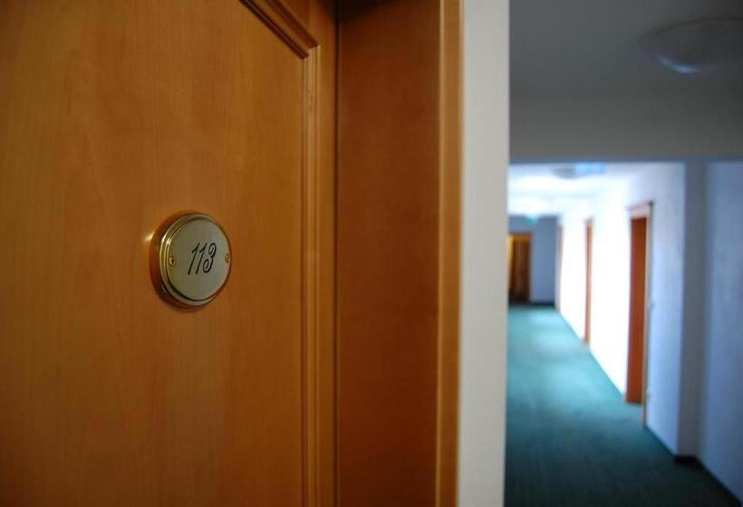 スタンダードシングルルーム, Ochsen