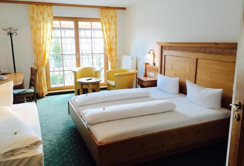 スタンダードトリプルルーム, Ochsen