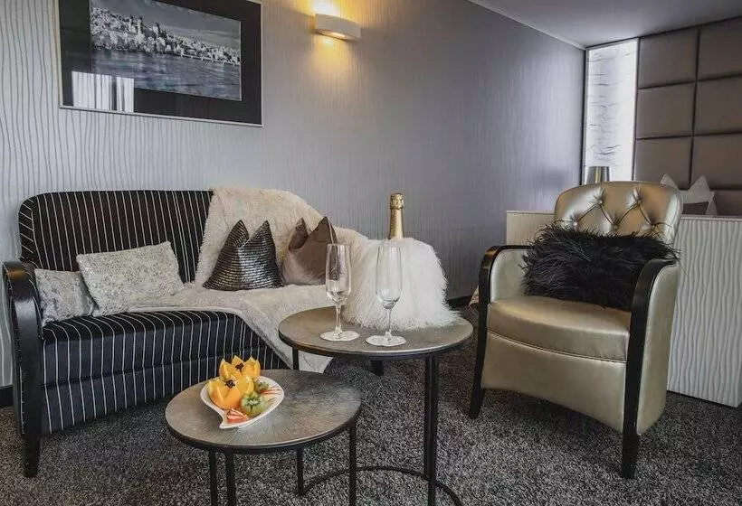 テラス付きジュニアスイート, Residenz Passau