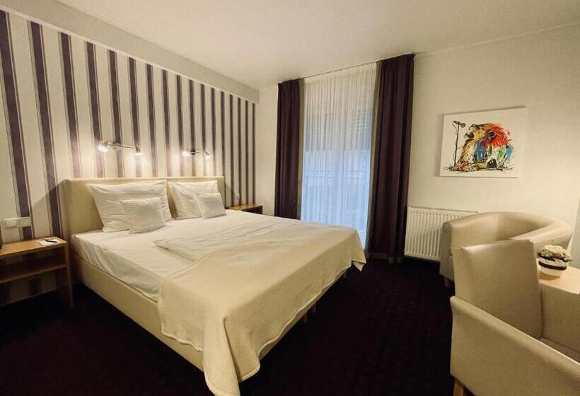 Номер Стандарт, Schloss Hotel Herborn