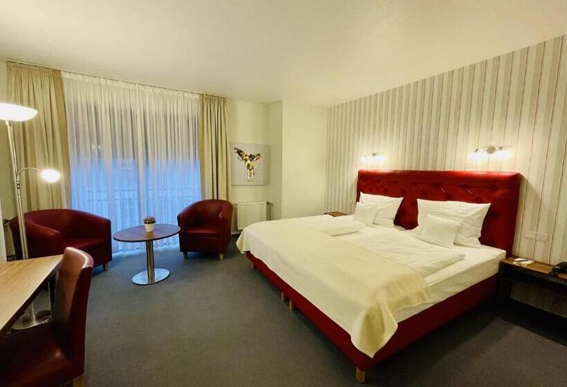 Номер Стандарт, Schloss Hotel Herborn