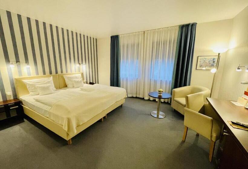 اتاق استاندارد, Schloss Hotel Herborn
