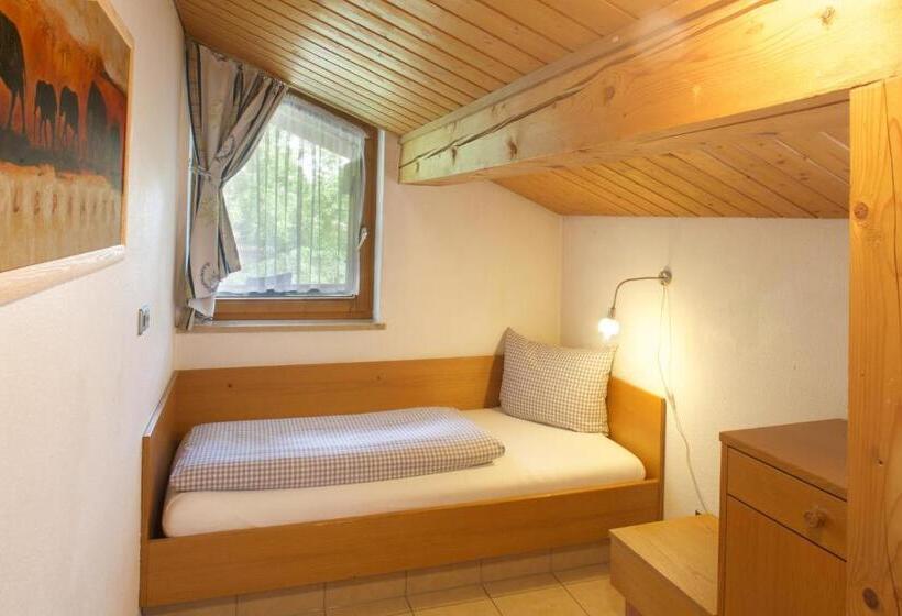 带2个卧室的公寓, Appartement Hotel Happy Kienberg