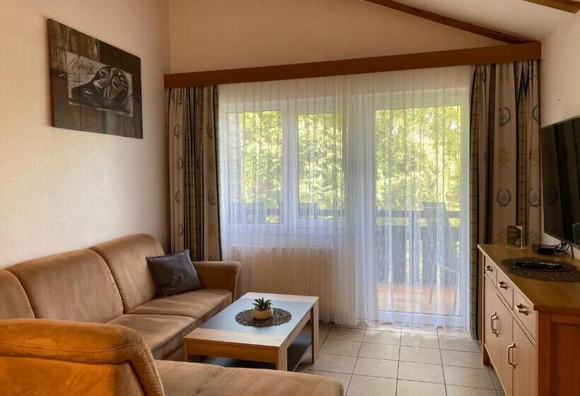 带2个卧室的公寓, Appartement Hotel Happy Kienberg