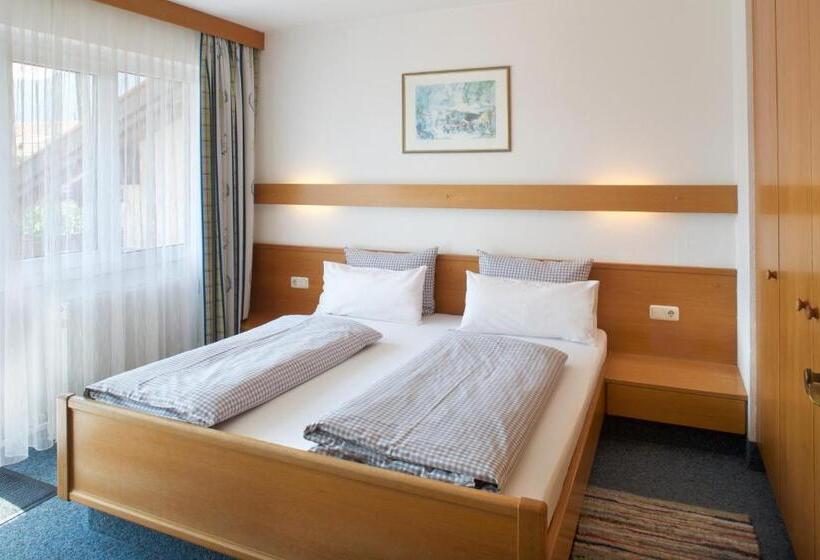 带1个卧室的带阳台的公寓, Appartement Hotel Happy Kienberg