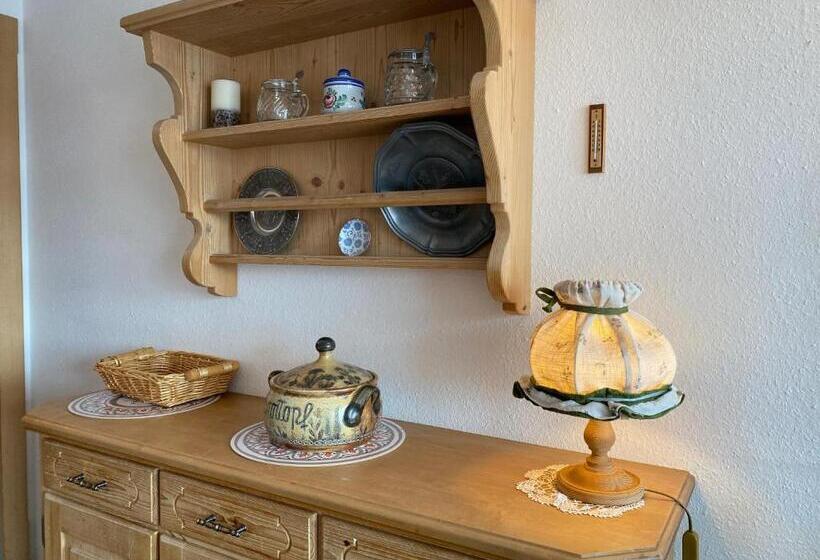 带1个卧室的带阳台的公寓, Appartement Hotel Happy Kienberg