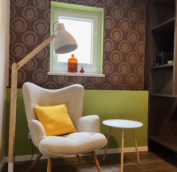 חדר סטנדרט, Pension No 8