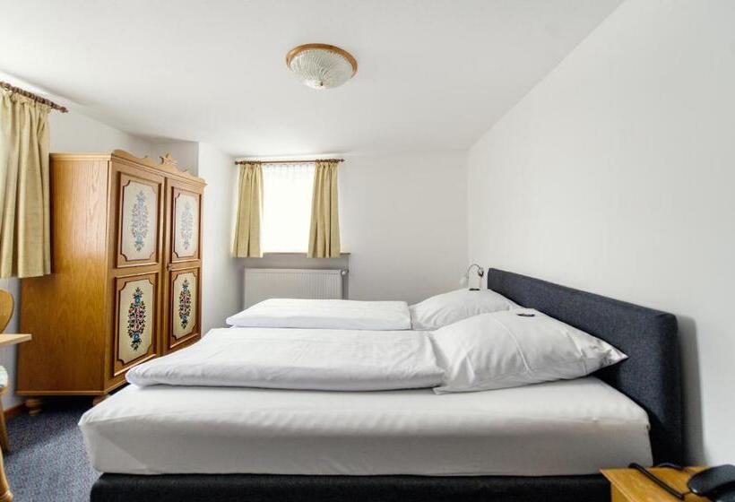 이코노미 룸, Alt Ringlein