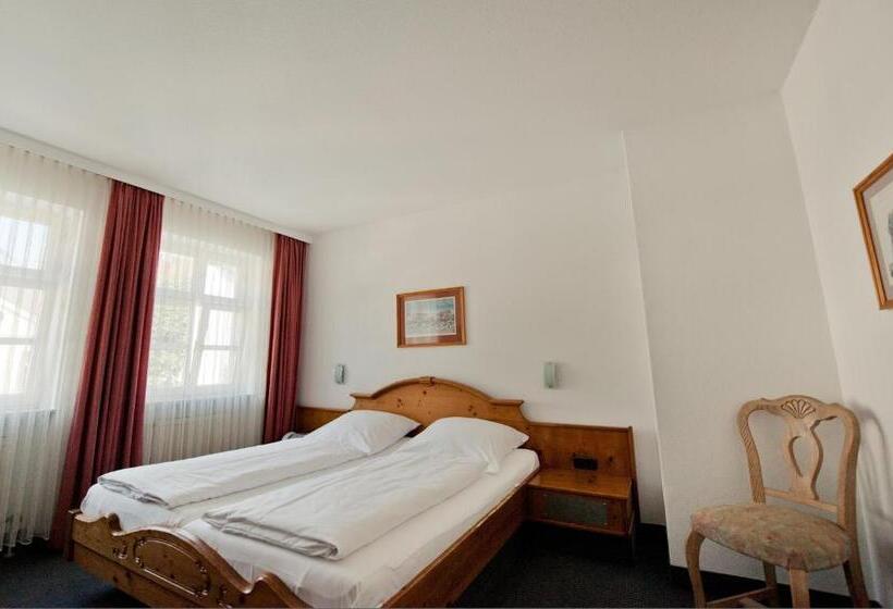 스탠다드 싱글 룸, Alt Ringlein