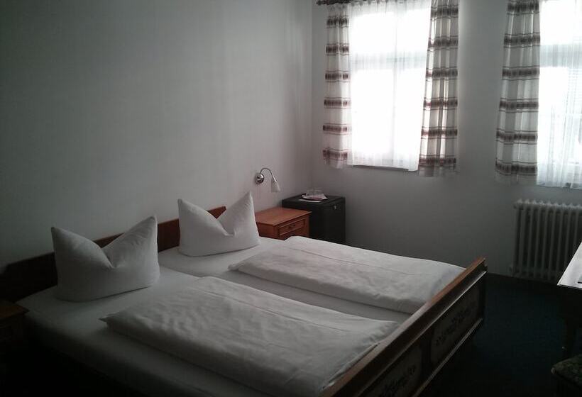 스탠다드 룸, Alt Ringlein