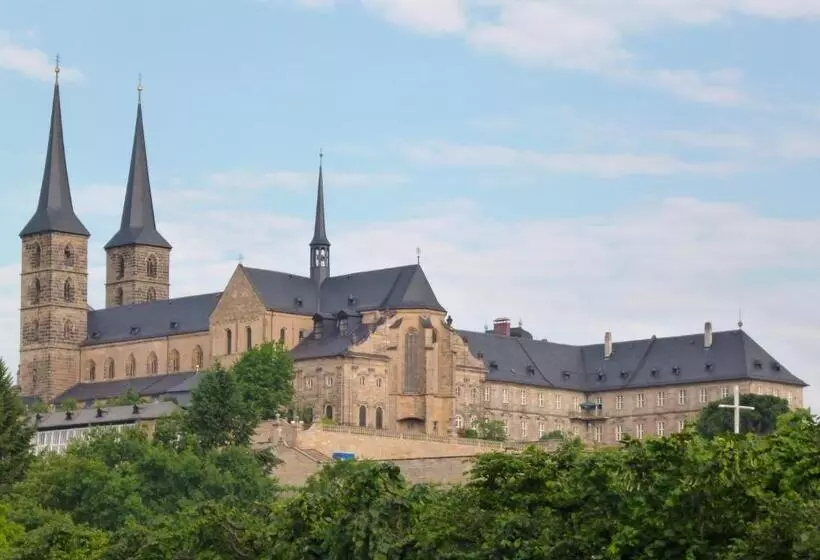 اتاق استاندارد سه نفره, Am Brauereidreieck