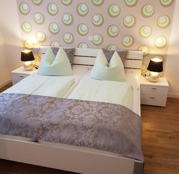 Üç Kişilik Standart Oda, Am Brauereidreieck