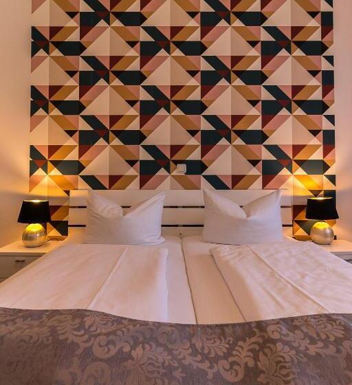 Standart Oda, Am Brauereidreieck