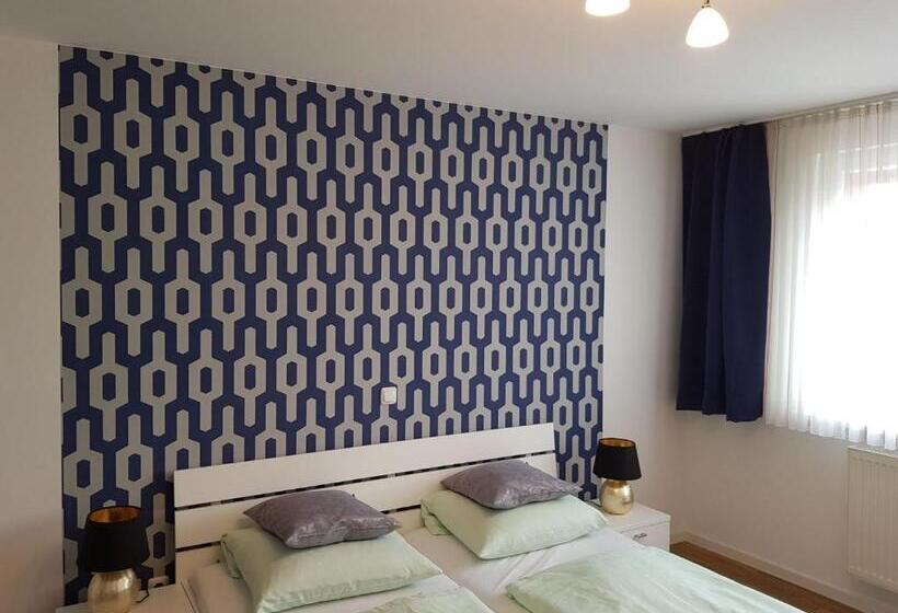 Standart Oda, Am Brauereidreieck