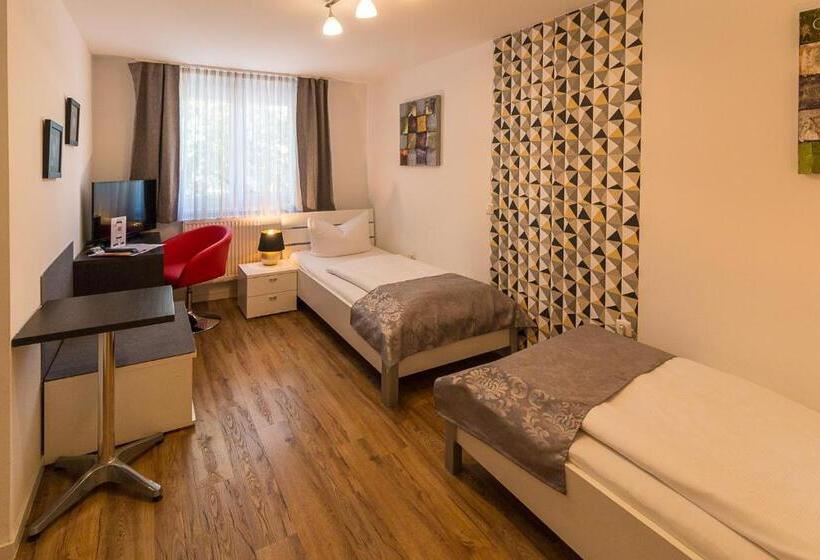 Ekonomik Oda, Am Brauereidreieck