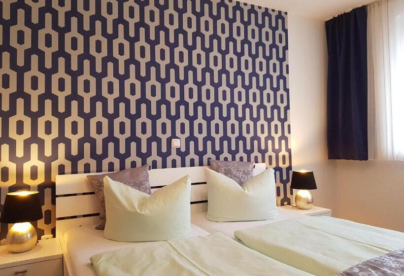 Standart Oda, Am Brauereidreieck