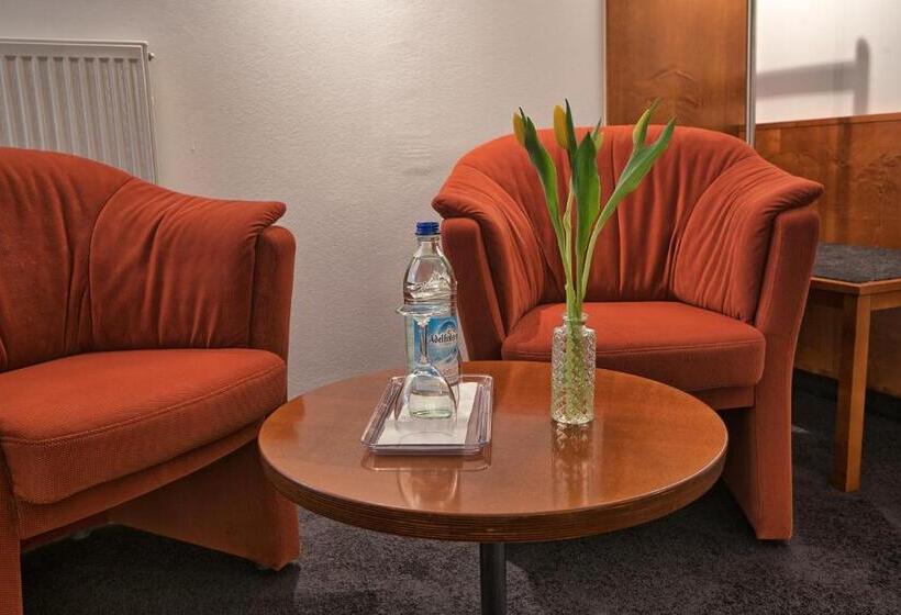 家庭间, & Apart4you