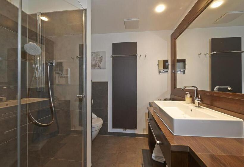 バルコニー付プレミアムルーム, Brauereigasthof Zum Löwenbräu