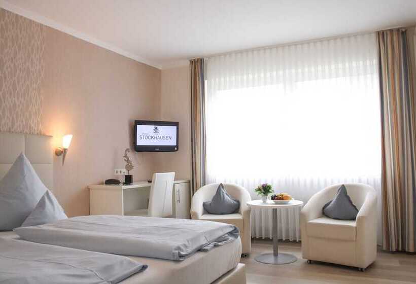 شقة غرفة واحدة, Stockhausen Gbr