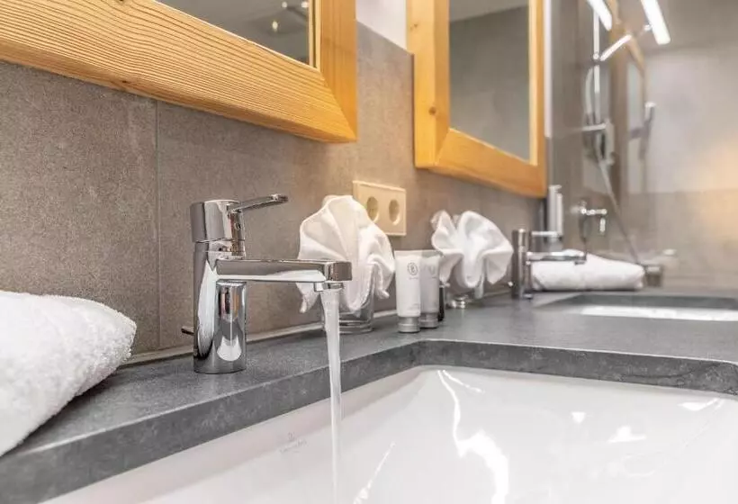 Suite, Hanusel Hof