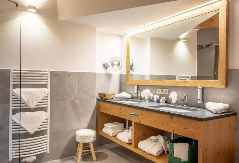 Suite, Hanusel Hof