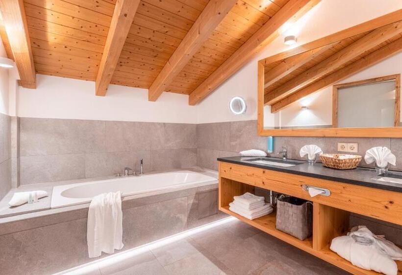 자쿠지 스위트, Hanusel Hof