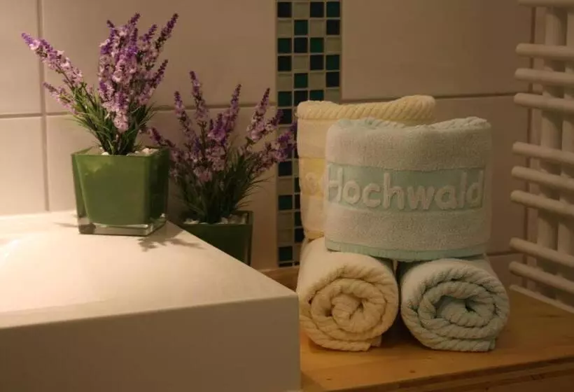 Standard-huone, Hochwald