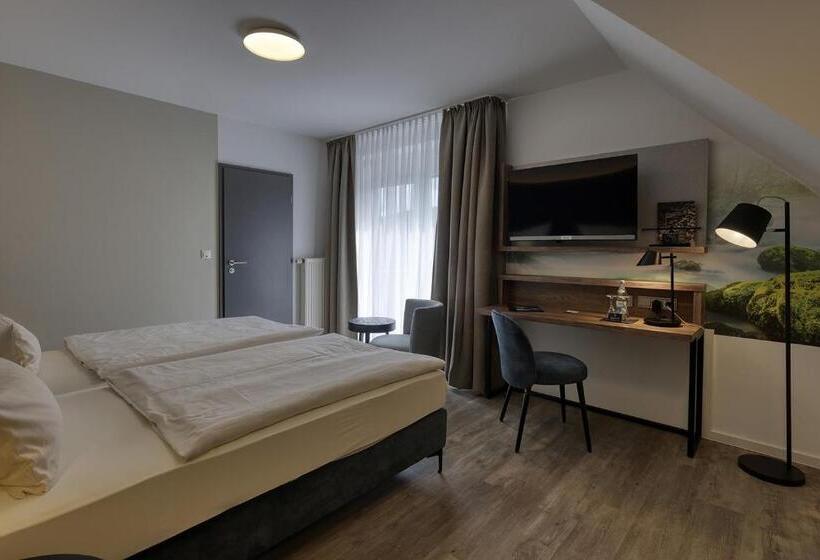 スーペリアールーム, Imhof