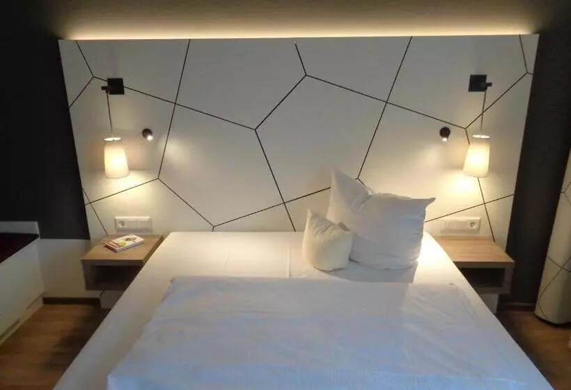 اتاق سوپریور یک تخته, Np Hotel Ullrich