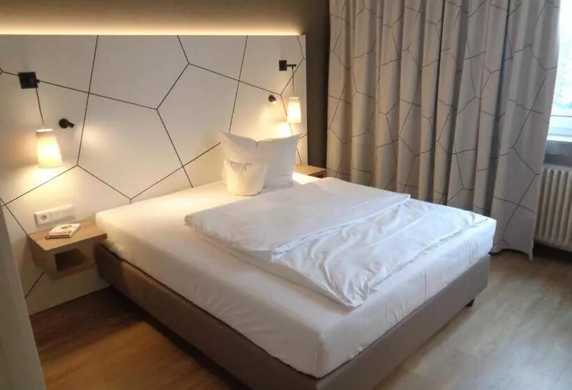 اتاق سوپریور یک تخته, Np Hotel Ullrich