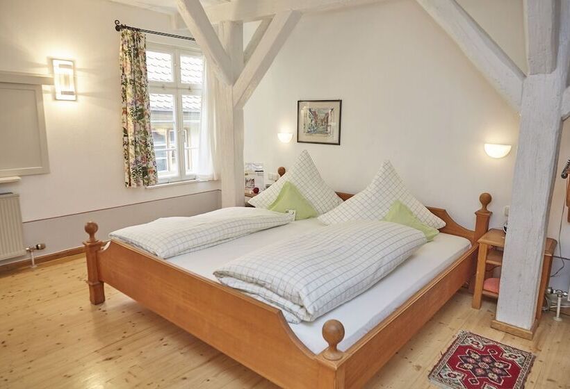 غرفة قياسية, Weisses Ross