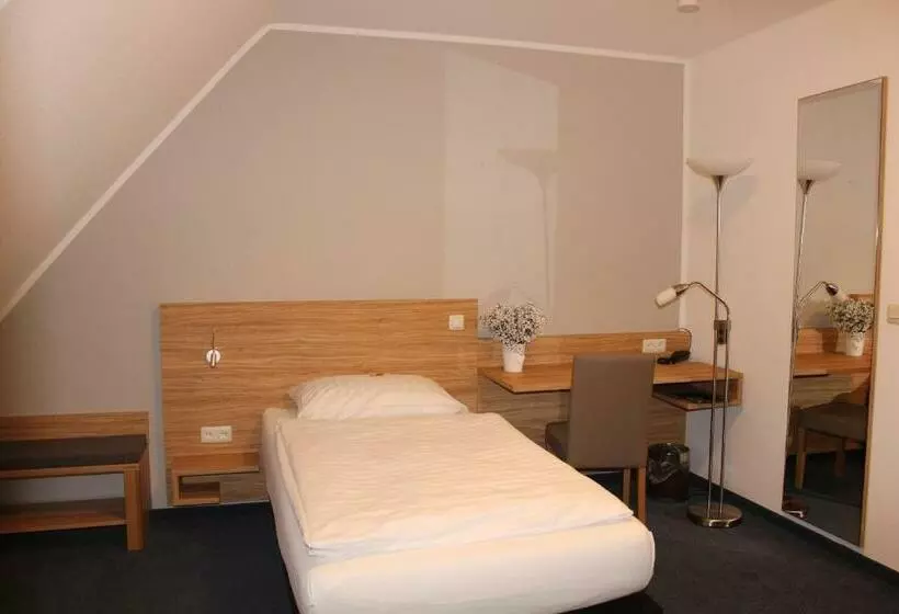 اتاق استاندارد یک نفره, Landhaus Hotel Müller
