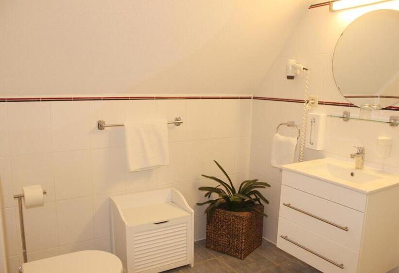 Номер Стандарт Трехместный, Landhaus Hotel Müller