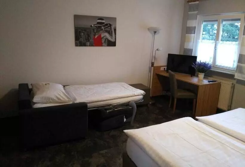 اتاق استاندارد سه نفره, Landhaus Hotel Müller