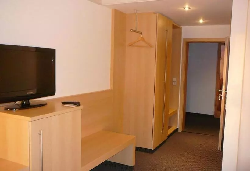 اتاق راحتی یک تخته, Landhotel Grönenbach