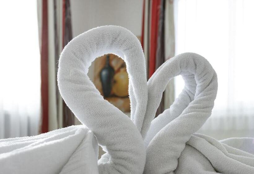 Standart Tek Kişilik Oda, Gasthaus Traube, Ludwigshafen, Bodensee, Seenah Gelegen