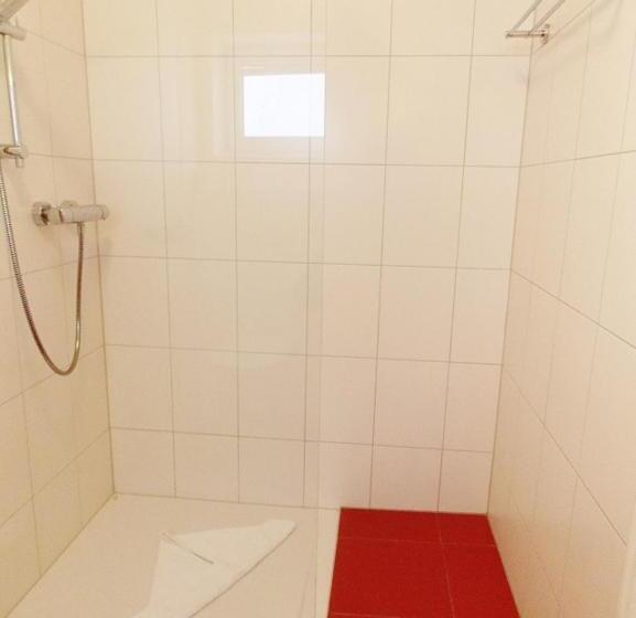 Standart Oda, Gasthaus Traube, Ludwigshafen, Bodensee, Seenah Gelegen