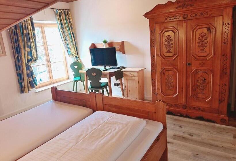 Номер Стандарт, Landgasthof Böck