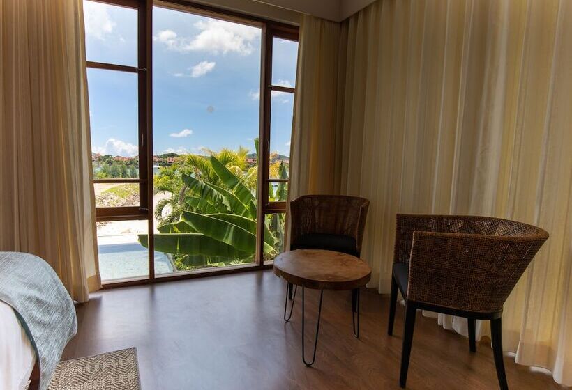 اتاق استاندارد با چشم‌انداز دریا, Ja Enchanted Waterfront Seychelles