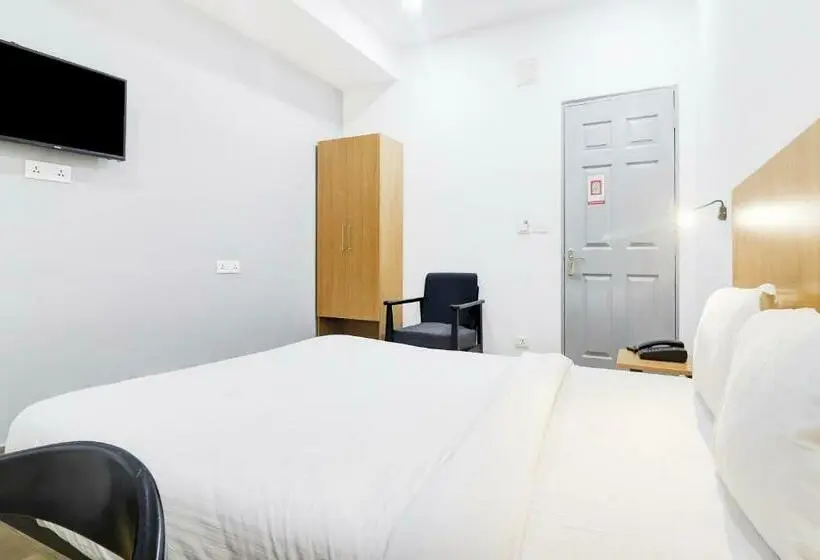 トリプルクラシックルーム, Townhouse Madhapur Near Shilparamam
