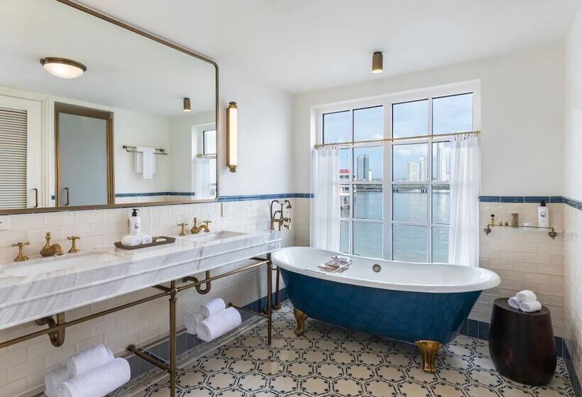 Полулюкс Кровать Кинг, Sofitel Legend Casco Viejo, Panama City