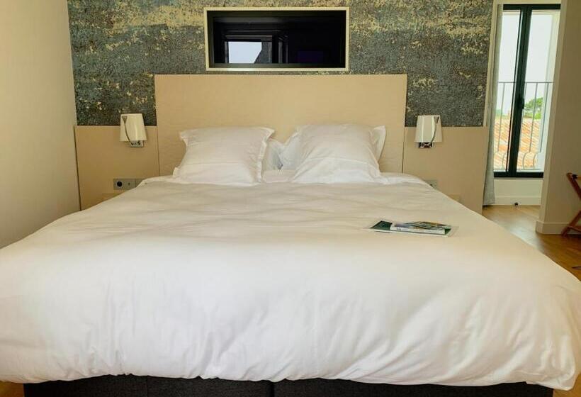 غرفة قياسية ثلاثية, Hôtel Les Mouettes