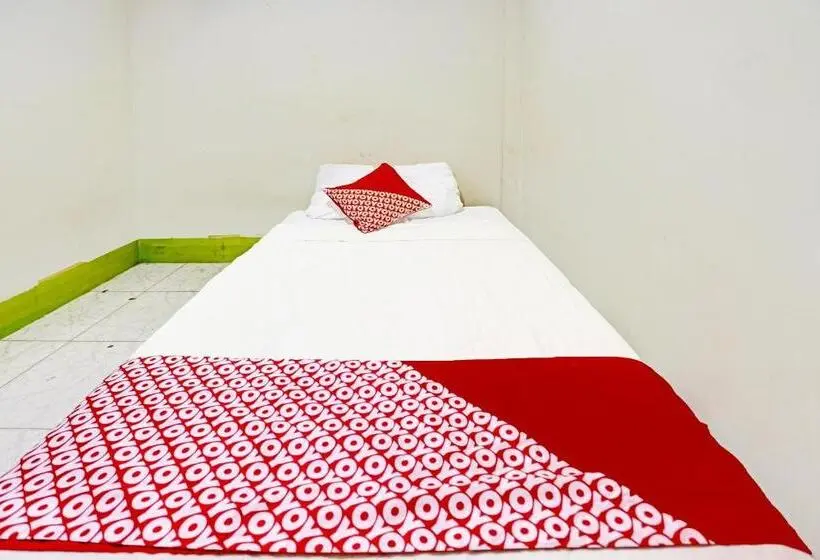 シングルベーシックルーム, Spot On 91500 Suci Homestay Syariah