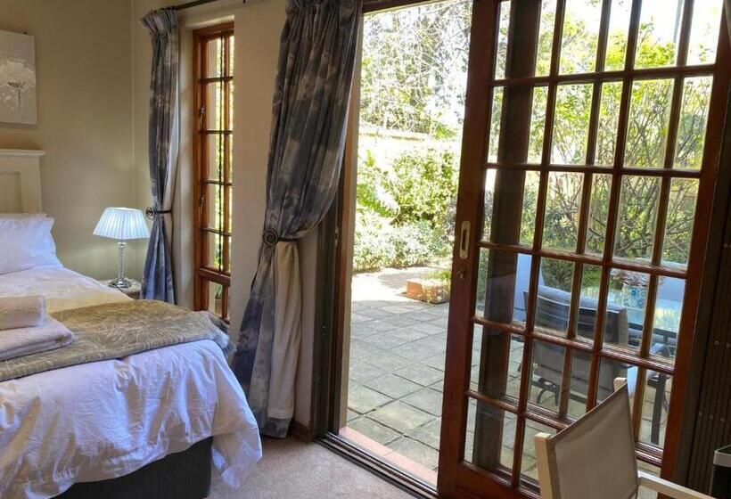 标准房带园景, Tuscan Rose